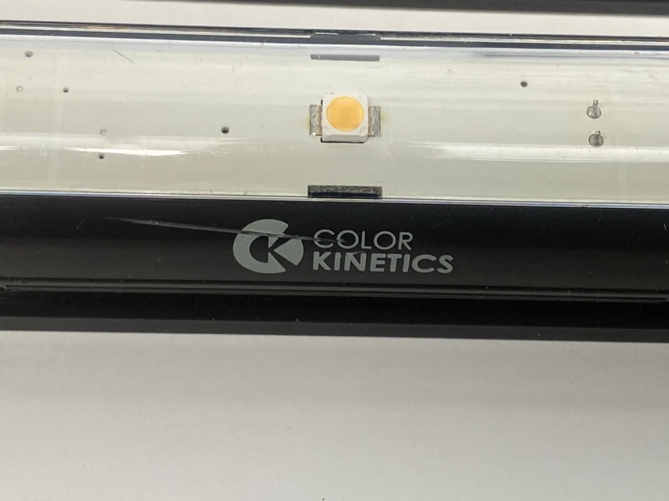 LOT OF 11 COLOR KINETICS EW COVEPOWERCORE LIGHTS - Image 3 of 4