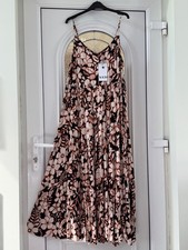 NEW WITH TAGS YOURS FLOATY TIERED FLORAL MAXI DRESS SIZE 20