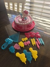 Hello Kitty Play Pretend Toy Cake
