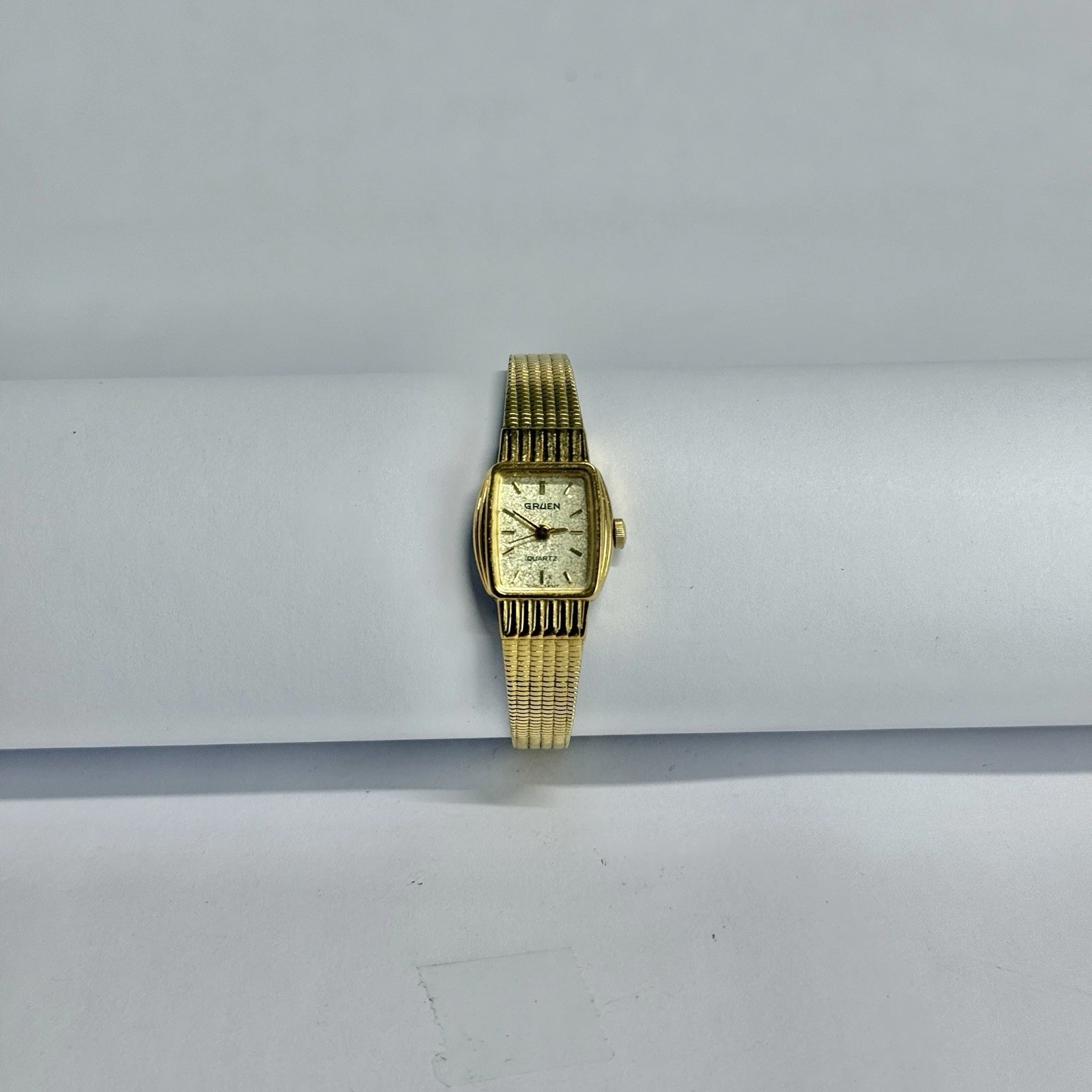 GRUEN Ladies Quartz Analog Gold Tone Women Vintage Watch W657 *WORKING