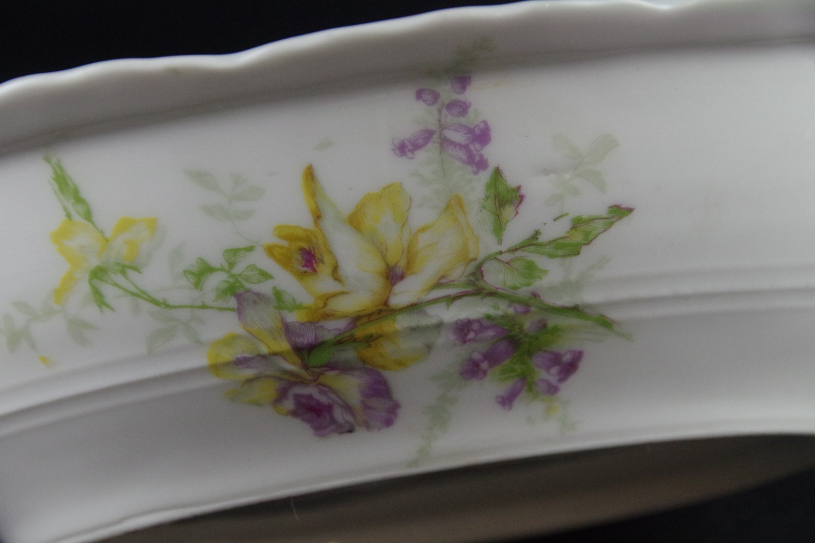 Theodore Haviland Limoges Baltimore Rose Beaurtiful Oval Vegetable Bowl