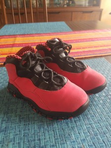 fusion red 10s