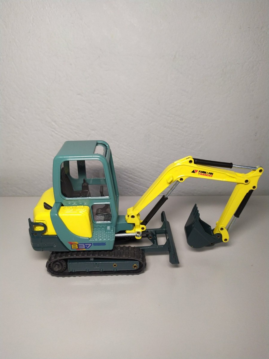 RARE JOAL 1:32 AMMANN-YANMAR B37 MINI EXCAVATOR (YELLOW/GREEN