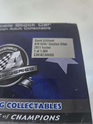 David Gilliland 2011 1/24 Honoring Our Heroes Stephen Siller Autographed - Picture 4 of 4