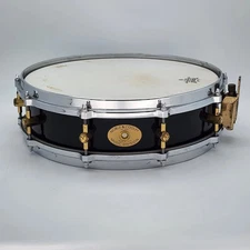 Used Noble & Cooley Solid Shell Classic Maple Snare Drum 14x3 7/8 Black - Fair