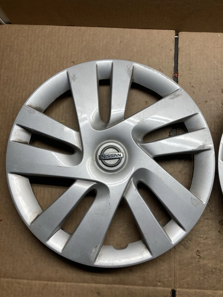 OEM 2013-2021 NISSAN NV200 15 PULGADAS CUBIERTA DE RUEDA TAPACUBOS PAR 403153LM0AB549 #E14 Foto 2 de 4