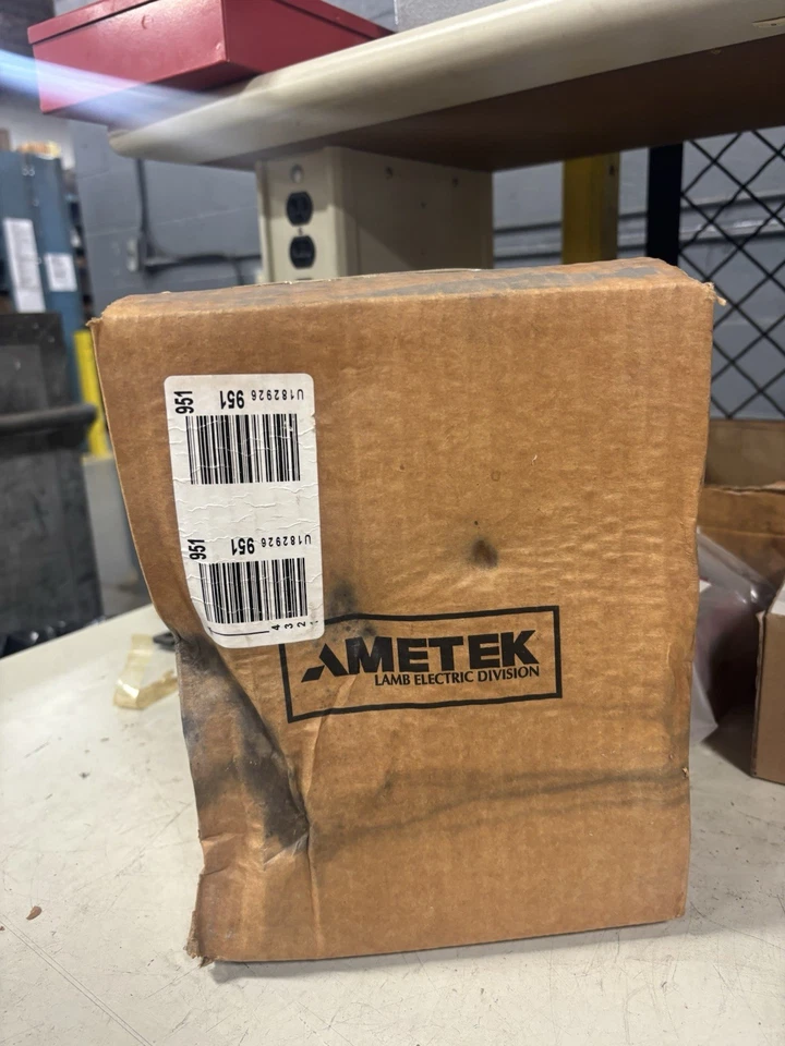 NEW Ametek 116297-00 2M203 Vacuum Motor 1PH 120V 60/50Hz 1 STage - Image 2 of 2