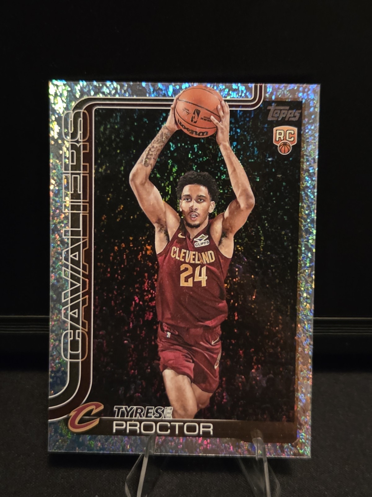 Tyrese Proctor 2025-26 Topps #250 Sand Glitter Foil Cleveland Cavaliers RC