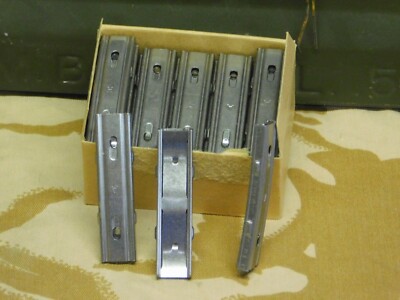 AERZETIX: Set Van 10 Klinknagels Clips Speciale Insert Compatibel Met Oem 856540 71737918 C42903 2350217170 AERZETIX: Set Van 10 Klinknagels Clips Speciale Insert Compatibel Met Oem 856540 71737918 C42903 2350217170