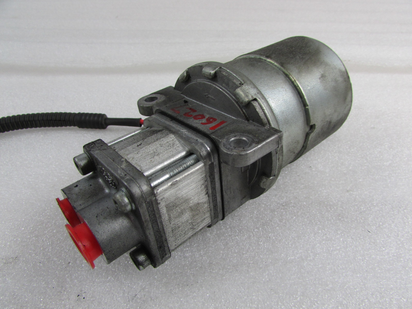 Lamborghini Murcielago, F1 Electric Pump, Used, P/N 086398317