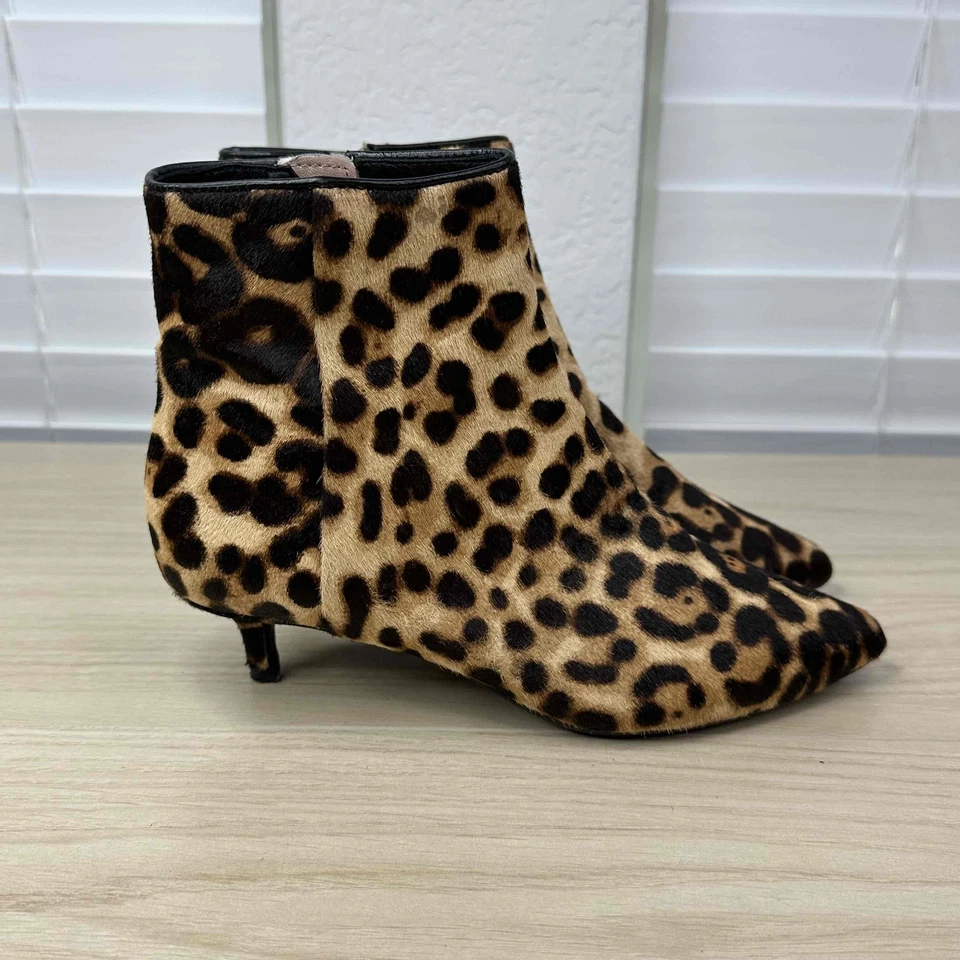 Taryn Rose Boots Womens Size 5.5B Leopard Kitten Heel Bold Ankle Zip Boots - Image 3 of 4