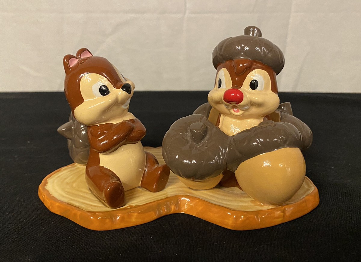 RARE Walt Disney WDCC Chip & Dale 3 Piece With Nuts Salt & Pepper