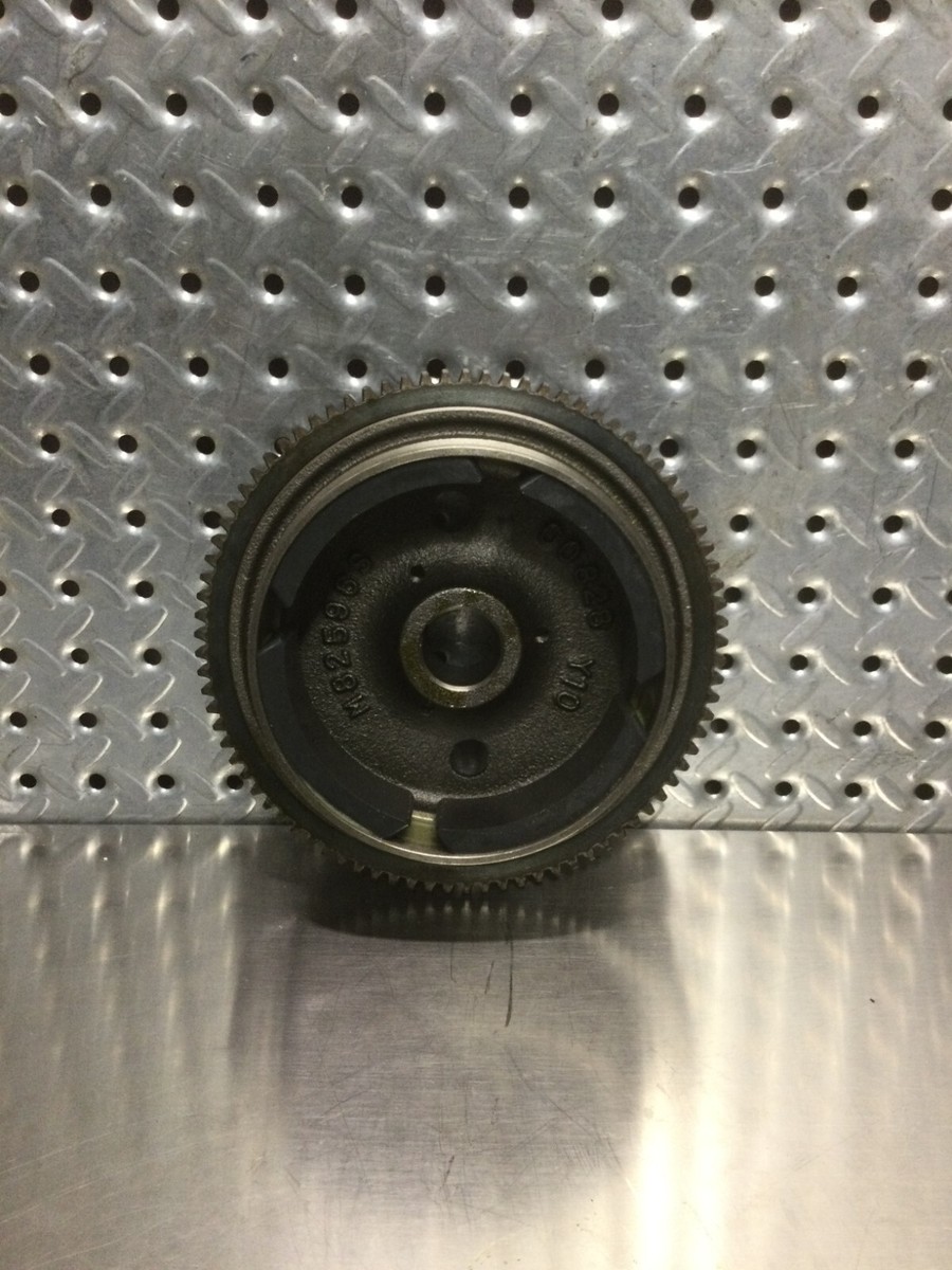 Mr.PAPA　リア Polaris 250 Trail Boss OEM Flywheel Magneto 3083939 Ap60 for sale