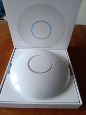Ubiquiti UniFi 6 Pro Access Point WiFi 6 AP 5.3Gbps 300+ clients (U6-PRO)
