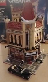 USED LEGO CREATOR EXPERT SET 10232 PALACE CINEMA 100% COMPLETE W/ MANUALS
