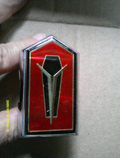 1970s 1980s Oldsmobile Rocket Emblem Badge Header