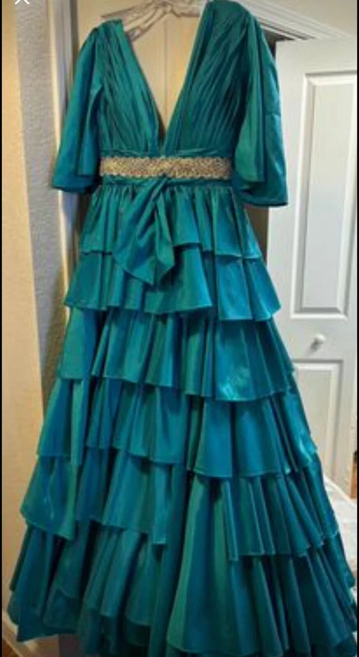 Oferta Impresionante Nuevo Cascada Cascada Sherrie Hill Órganos Vestido de Baile/Vestido de Fiesta Foto 3 de 4