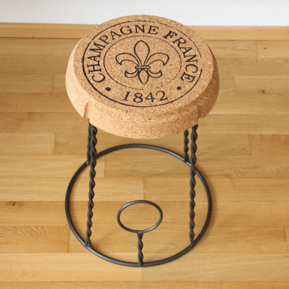 Hocker aus Kork und Metall Modell Agraffe - Bild 2 von 4