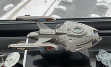 Eaglemoss XL Star Trek U.S.S. Equinox NCC-72381 (With Magazine & Stand!)