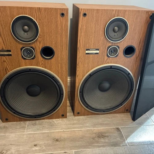 Vintage Pioneer Speakers CS G403 3-way Well Preserved  - product listing photo