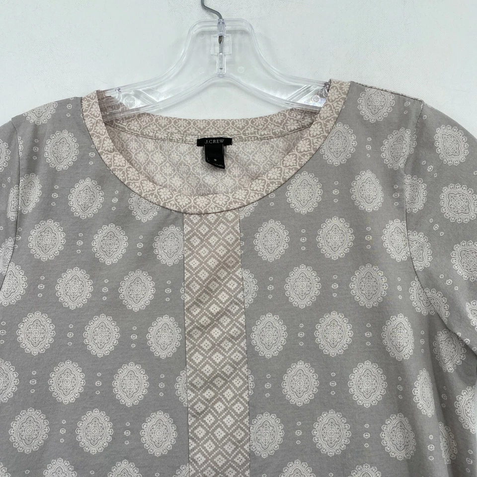 Camiseta túnica J Crew top mujer pequeña gris boho campesino medallón estampado mixto Foto 2 de 4