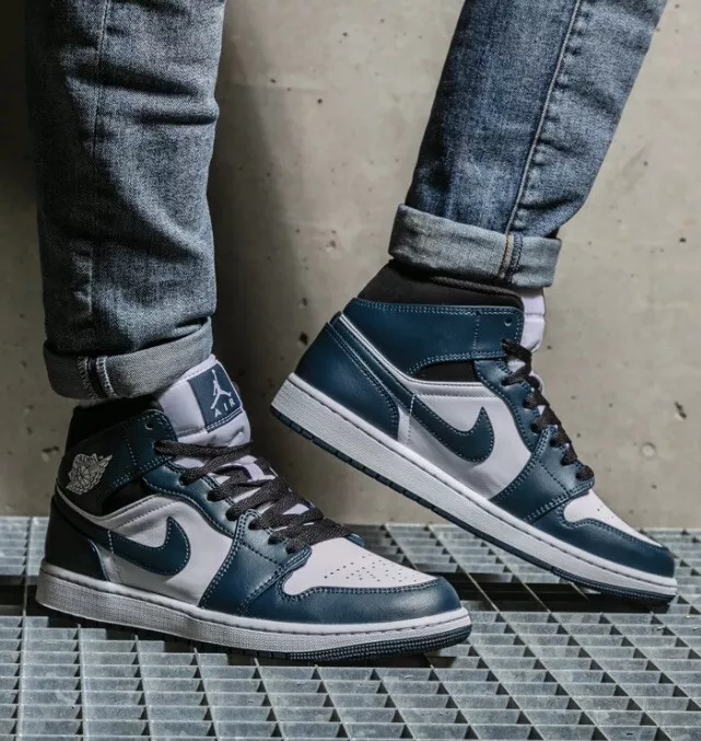 Air Jordan 1 Mid Dark Teal (Armory Navy) – SneakCenter