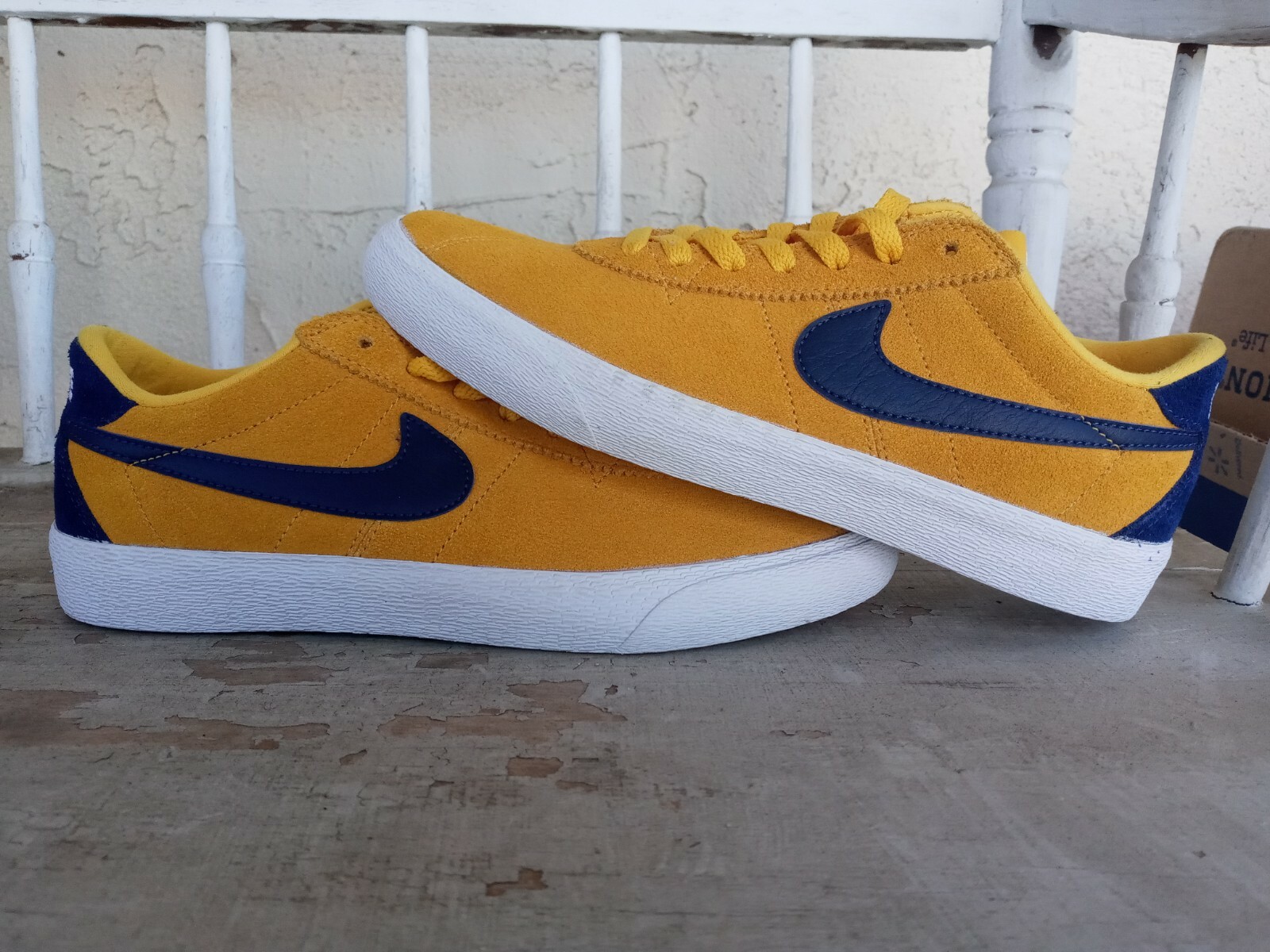 nike sb bruin low yellow