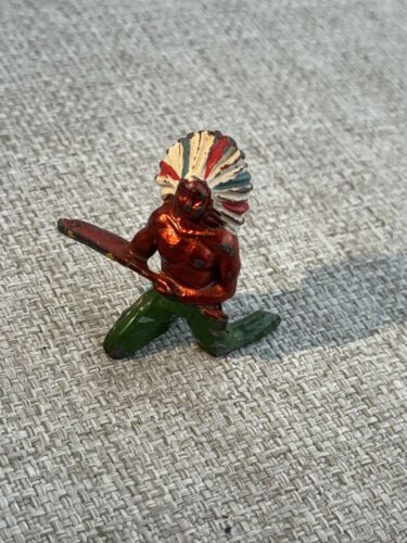 Vintage Britains Lead Indian Warrior - Picture 1 of 2