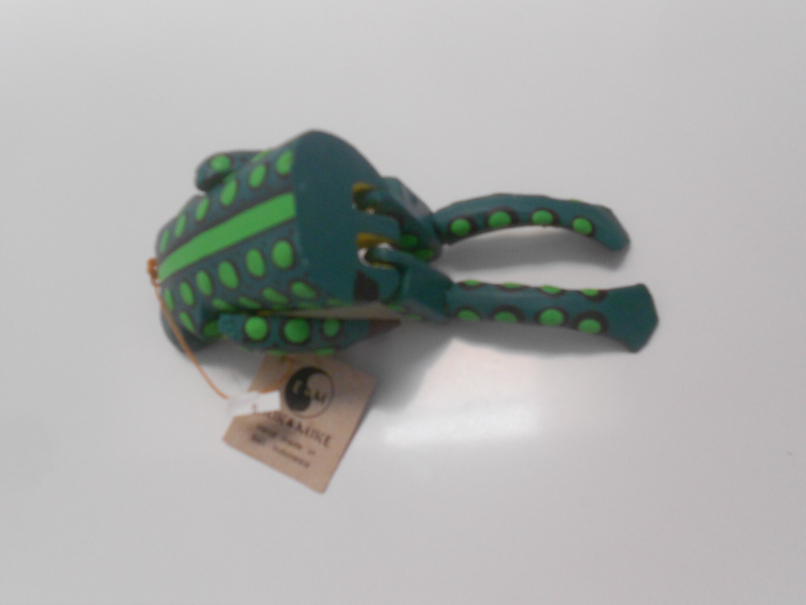 erik & mike/bali indonesia wood shelf sitting frog jointed 5 1/2" lenght tag on