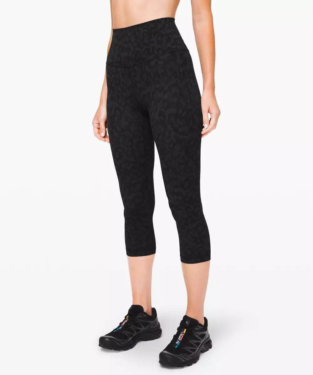 lululemon Align Crop Yoga Pants (Black, 6) : : Clothing &  Accessories