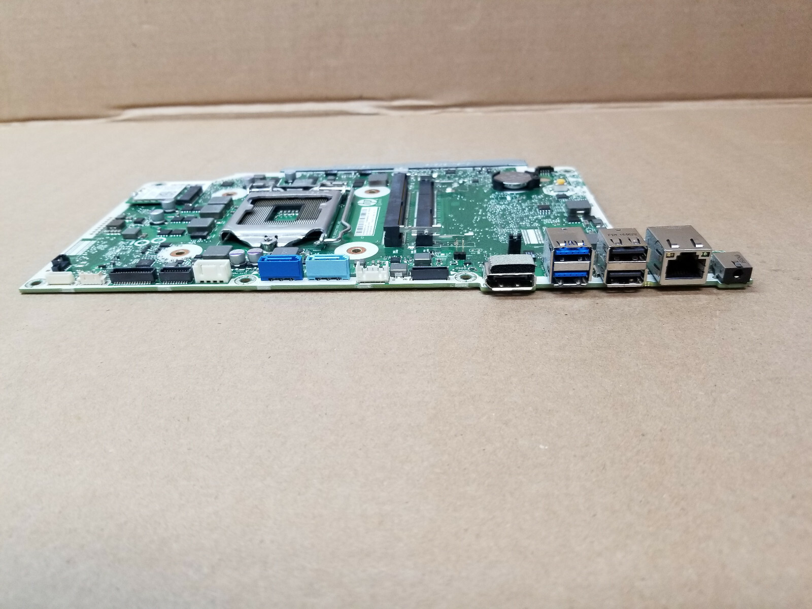 HP ProOne 400 G2 20 in Non Touch Intel Motherboard 819416 001 819416 