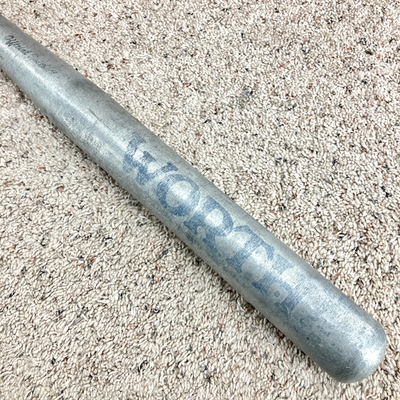 How to Swing a Softball Bat: 11 Steps (with Pictures