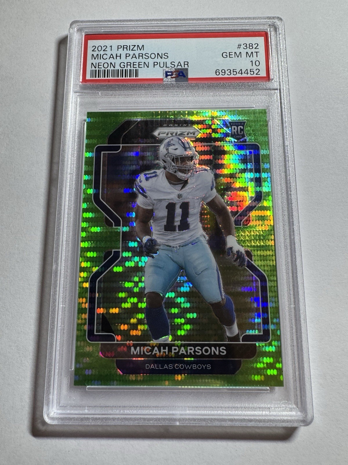 2021 Panini Prizm Rookie Micah Parsons #382 Neon Green Pulsar Prizm (RC) PSA 10