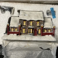 Harry Potter Hogsmeade Train Station Hawthorne Village Bradford Exchange w/ COA