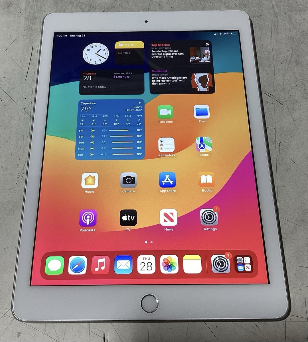 Apple iPad A1954 MR6T2LL/A 32GB WiFi + Cellular (Carrier: Verizon