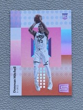 2017-18 Panini Status Orange #122 Donovan Mitchell RC Rookie Card. rookie card picture