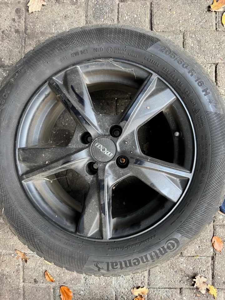 4 Winterreifen Auf Alufelgen Opel Crossland Continental MS 205/60 R16 92H - Bild 2 von 4
