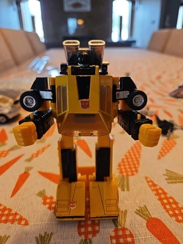 Vintage G1 Transformers Figure Sunstreaker