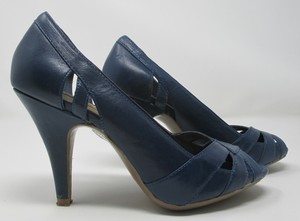 dune navy heels