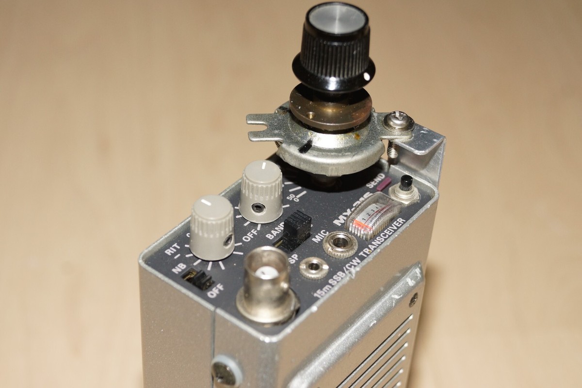 Mizuho MX-21S Handheld 15 Meter SSB/CW Talkie w/MX-1 Hand Mizuho MX-21S Handheld 15 Meter SSB/CW Talkie w/MX-1 Hand