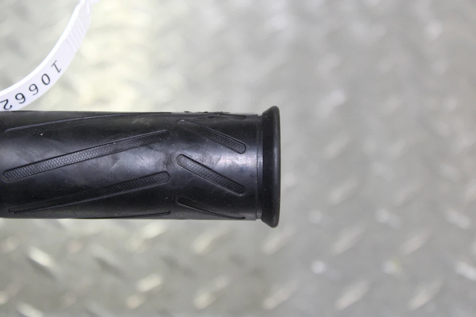 Yamaha FZ09 2015 empuñadura del acelerador derecho Foto 2 de 4