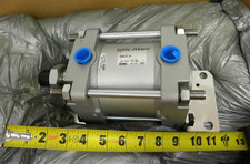 NEW - SMC CDA2L100-25 Pneumatic Air Tie Rod Cylinder Double Acting