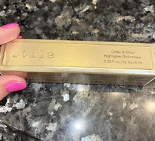 Stila Monarch PINK Glitter & Glow Highlighter. 0.20 fl. oz. / 6 ml.  ~ NIB $ HTF