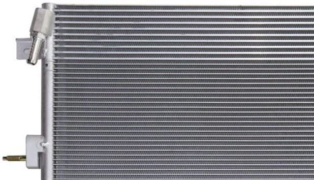 Nuevo condensador de aire acondicionado para Ford Edge Lincoln MKX 2015-2018 2,7 L 2,0 L Foto 3 de 4