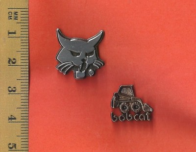 2 x bobcat Pin Baumaschinen gold-silberfarben  aus meiner Sammlung Lag. Nr.  126
