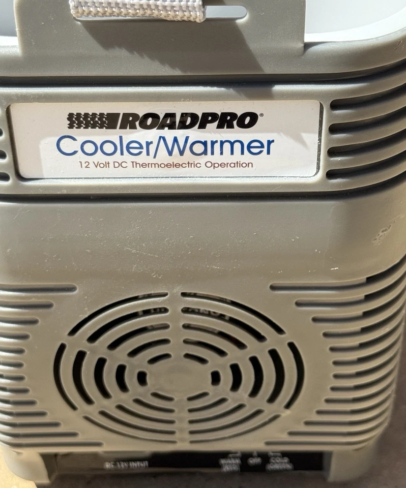 ROADPRO 汽车冷却器/保温扶手 便携式冰箱 带 12 伏 汽车适配器 工作 — 第 3/4 张图片