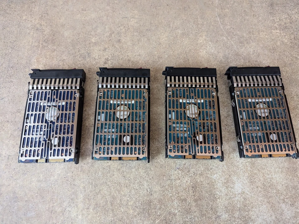 4X FUJITSU 120GB MHW2120BS CA06820-B76700C3 0FFE4A-00880014 2.5" SATA HA C2-2(6) - Image 2 of 4