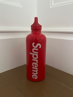Supreme SIGG Traveller 0.6L Water Bottle Red