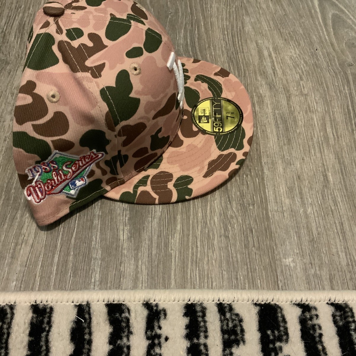 New Era Los Angeles Dodgers Duck Camo Hat Cap 59Fifty Brown Tan 1988 7 1/4 New Los Angeles Dodgers Duck Camo Cap for Sale in Westchester  main image 2