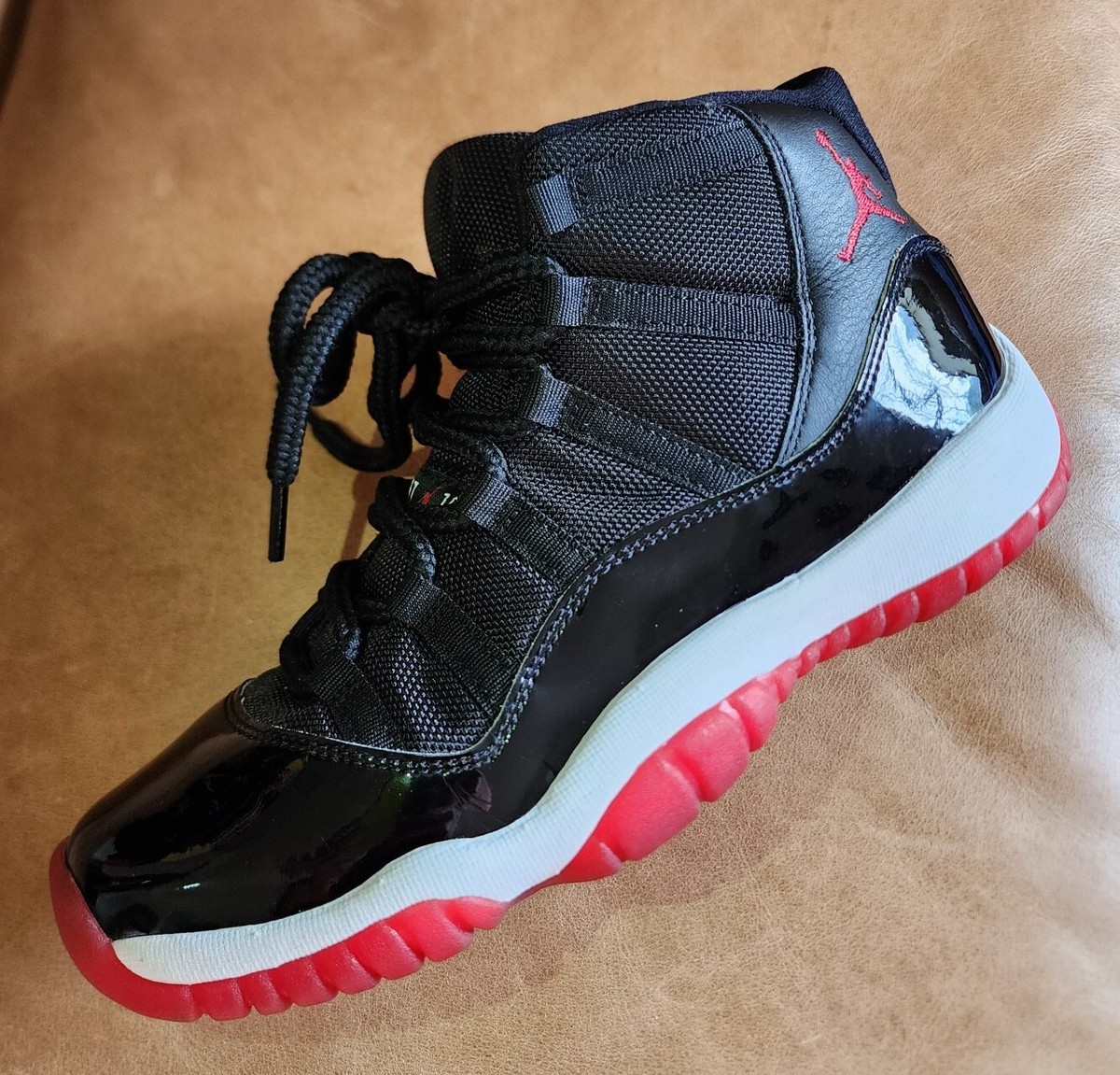Nike Air Jordan 11 Retro Bred 2019 Black Red GS Size 6.5Y